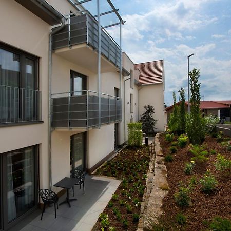 Hotel Zum Gruenen Baum Pfahlheim Exterior photo